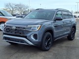 New 2025 Volkswagen Atlas Peak Edition SE image 2
