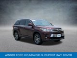 Used 2019 Toyota Highlander XLE image 4