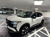 Used 2025 Nissan Kicks SR image 3