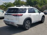 New 2025 Nissan Pathfinder Platinum image 4