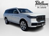 New 2025 Lincoln Navigator L Reserve image 3
