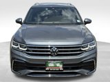 Used 2023 Volkswagen Tiguan SEL R-Line image 2