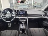 Used 2022 Hyundai Elantra SEL w/ Convenience + Premium Package image 5
