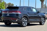 Used 2024 Volkswagen Atlas Cross Sport SE image 4
