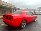 Used 2018 Dodge Challenger SXT image 3