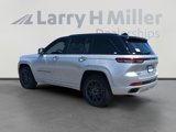 New 2025 Jeep Grand Cherokee Summit image 3