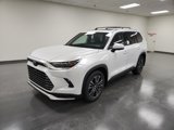 New 2025 Toyota Grand Highlander AWD Hybrid image 2