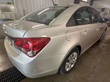 Used 2013 Chevrolet Cruze LS image 6