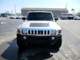 Used 2007 HUMMER H3 Adventure image 2