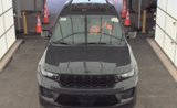 Used 2025 Jeep Grand Cherokee Laredo image 3