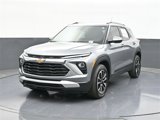 New 2026 Chevrolet TrailBlazer LT w/ Convenience Package image 2
