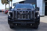 Used 2025 GMC Sierra 3500 Denali Ultimate image 3
