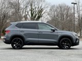 Used 2022 Volkswagen Taos SEL w/ Panoramic Sunroof Package image 4