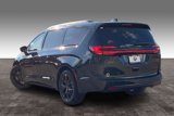 New 2024 Chrysler Pacifica Limited w/ S Appearance Package image 3