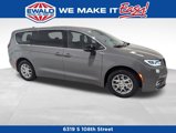 New 2025 Chrysler Pacifica Select image 2