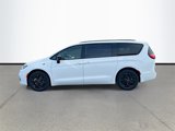 New 2025 Chrysler Pacifica Select image 4