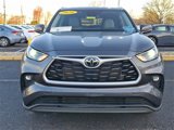 Certified 2024 Toyota Highlander XLE image 3