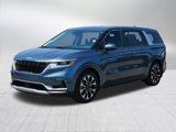 Certified 2024 Kia Carnival EX image 3