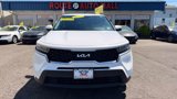 Used 2023 Kia Sorento LX image 3