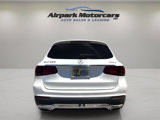 Used 2020 Mercedes-Benz GLC 300 4MATIC image 4