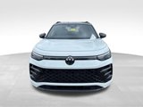New 2025 Volkswagen Tiguan SE R-Line image 3