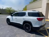 Used 2019 GMC Acadia SLT w/ LPO, Floor Liner Package image 3