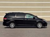 Used 2013 Toyota Sienna XLE image 4
