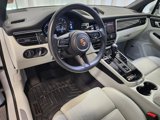 Certified 2024 Porsche Macan S image 4