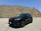 Used 2022 Ford Escape SE w/ SE Sport Appearance Package image 2