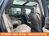 Used 2024 Lincoln Navigator Premiere image 2