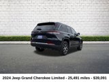 Used 2024 Jeep Grand Cherokee Limited image 3