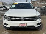 Used 2021 Volkswagen Tiguan SE w/ Panoramic Sunroof Package image 2