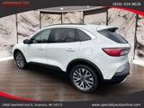Used 2020 Ford Escape Titanium image 6