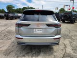 New 2025 Mitsubishi Outlander SE image 3
