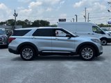 Used 2025 Ford Explorer Active w/ Active Comfort Package image 2