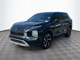 Used 2024 Mitsubishi Outlander SE image 3
