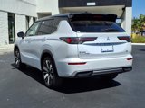 New 2025 Mitsubishi Outlander SEL image 4