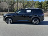 New 2025 Nissan Pathfinder Platinum image 5