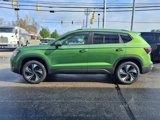 New 2025 Volkswagen Taos SE image 4