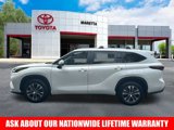 New 2025 Toyota Highlander XLE image 2
