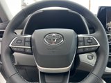Used 2025 Toyota Highlander XLE image 5