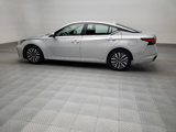 Used 2023 Nissan Altima 2.5 SV image 3