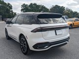 New 2025 Lincoln Nautilus Reserve image 6