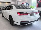 Used 2022 BMW 750i xDrive w/ Executive Package image 6