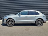Certified 2025 Porsche Macan image 2