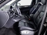 Used 2024 Porsche Macan image 5