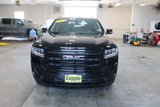 Used 2023 GMC Acadia SLE w/ Driver Convenience Package image 3