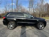 Used 2019 Jeep Grand Cherokee Overland image 2
