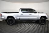 Used 2016 Toyota Tacoma TRD Sport image 5
