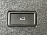 Certified 2022 Volkswagen Atlas Cross Sport SE w/ Panoramic Sunroof Package image 6